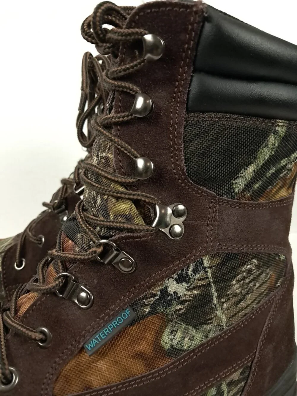Itasca camo boots
